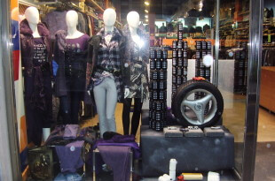 Escaparate Moda Joven en Bilbao