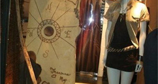 Escaparate de tienda de moda, aventura