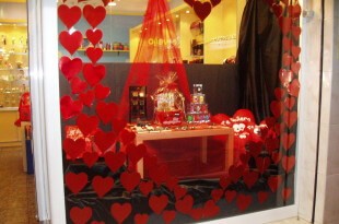 Escaparate de Original, llega el amor