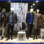 Escaparate de moda en la tienda Indalecio Moda