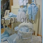 Escaparate de moda infantil de la tienda Pequenos