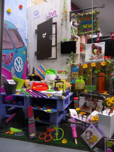 Escaparate de primavera 2013 en EL MÓN DE LA LLAR menaje hogar, foto 2