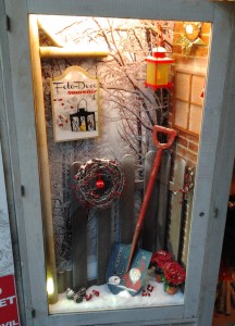 Escaparate navideño en FotoDeco & Souvenir por Miquel Pizarro, foto ENTRADA