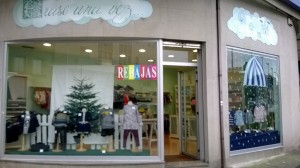 Escaparate de moda infantil, erase una vez, por Mírame Escaparatismo, foto 6