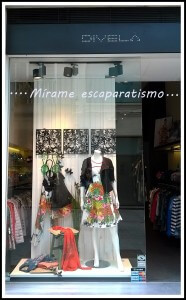 Escaparate primavera-verano 2015 en DIVELA, moda mujer en Lugo, imagen 1
