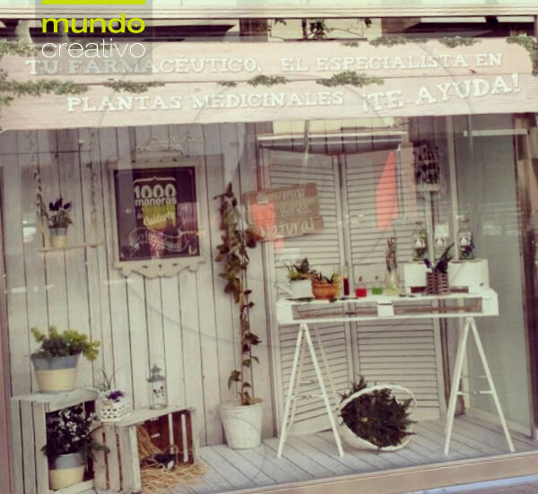 Escaparate natural Farmacia Boix, detalles del trabajo de Mundo Creativo