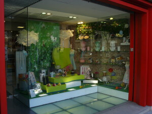 Escaparate Primavera de fantasia 2016, Cook&Bàsics menaje hogar, foto 2