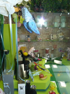 Escaparate Primavera de fantasia 2016, Cook&Bàsics menaje hogar, foto 3