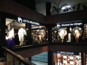 Escaparate de Navidad en la boutique Piedad de Diego, Madrid, imagen 3