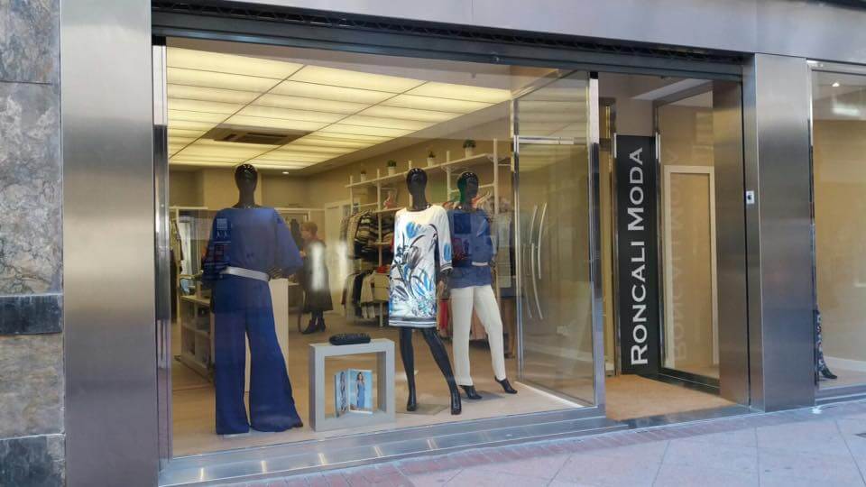 Escaparate Roncali 1, primavera moda mujer 2016