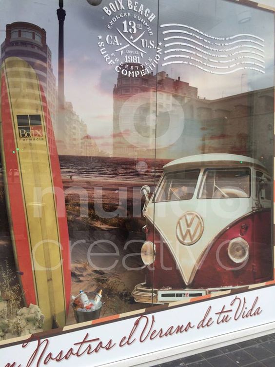 Escaparate de verano en Farmacia; vive con nosotros el verano de tu vida, imagen 3