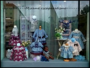 Avance Otoño en escaparate moda infantil por Mírame escaparatismo 2016, imagen 2