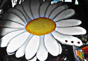 Margarita porexpan en escaparate infantil